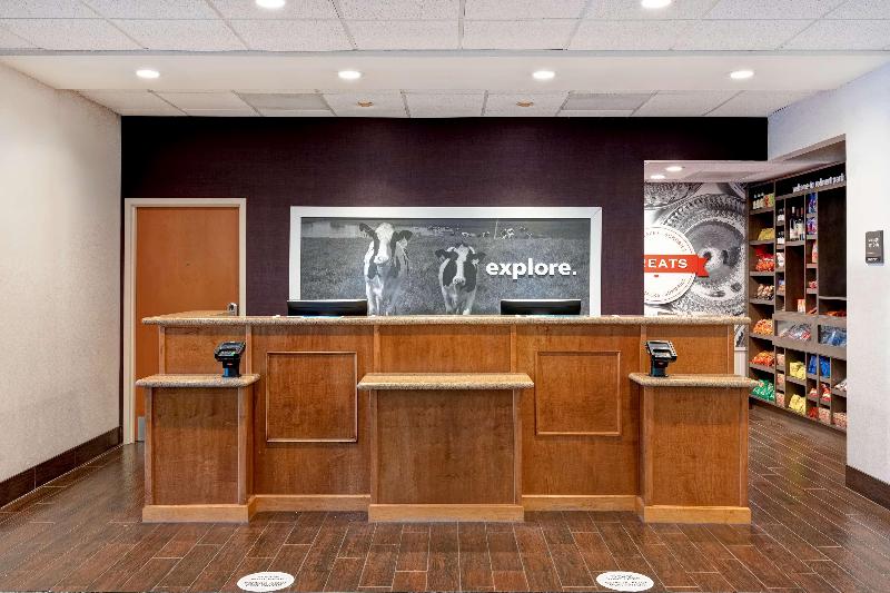 Отель Hampton Inn & Suites Rohnert Park  Sonoma County