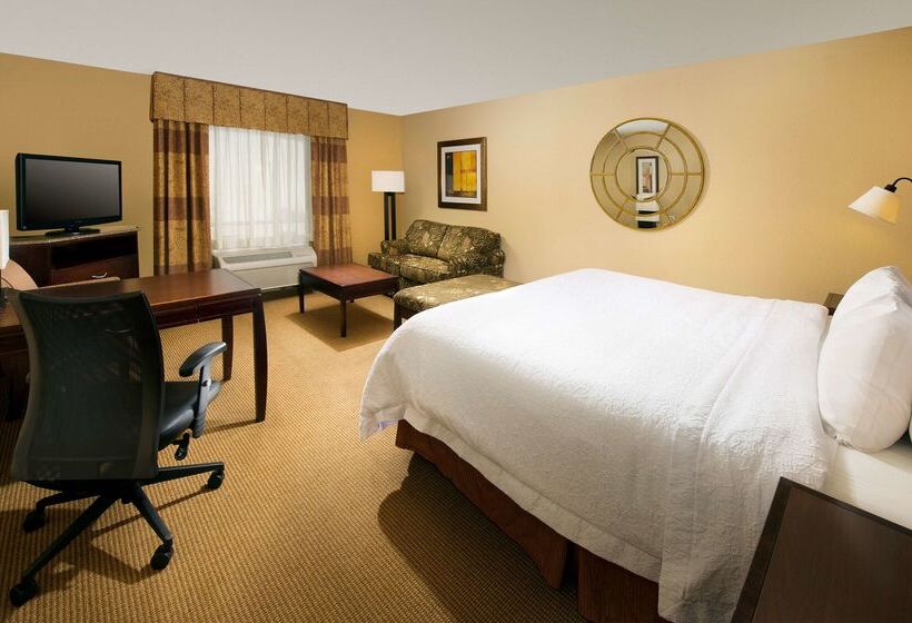 בית מלון כפרי Hampton Inn & Suites San Antonioairport