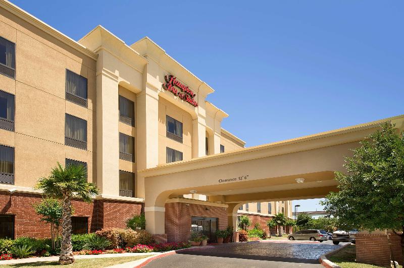 בית מלון כפרי Hampton Inn & Suites San Antonioairport