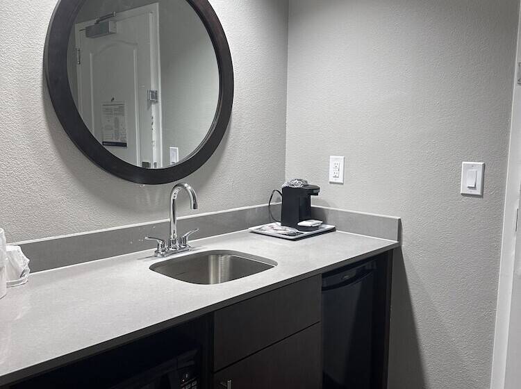 فندق Hampton Inn & Suites Tallahassee I 10/thomasville Road, Fl