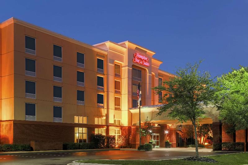 בית מלון כפרי Hampton Inn & Suites Tallahassee I 10/thomasville Road, Fl