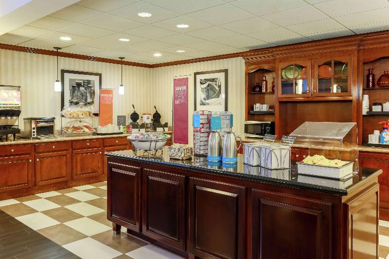 בית מלון כפרי Hampton Inn & Suites Tallahassee I 10/thomasville Road, Fl