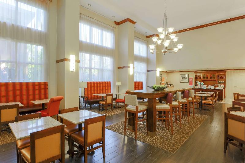 בית מלון כפרי Hampton Inn & Suites Tallahassee I 10/thomasville Road, Fl