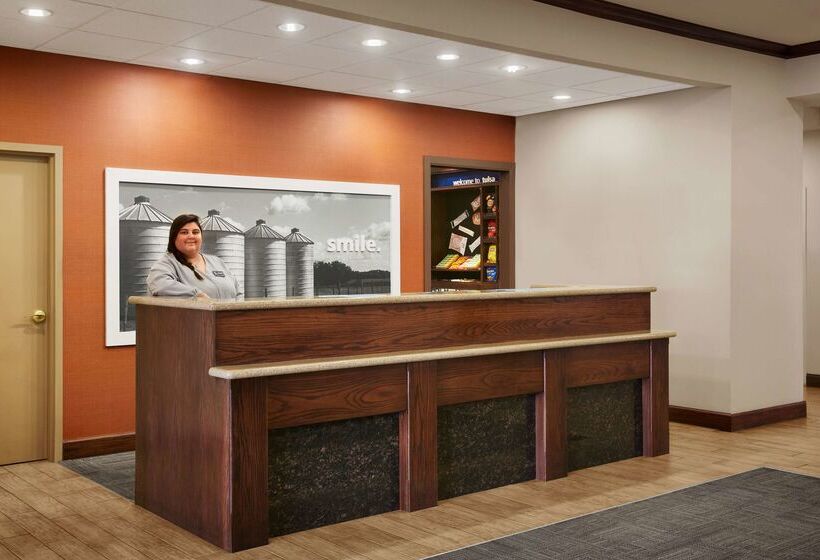 בית מלון כפרי Hampton Inn & Suites Tulsa Southbixby