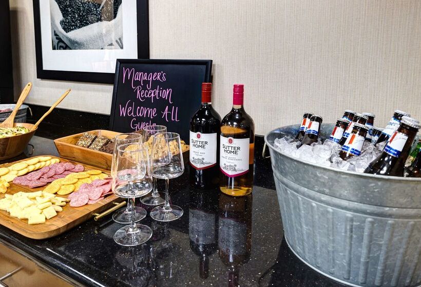 酒店 Hampton Inn Victoria