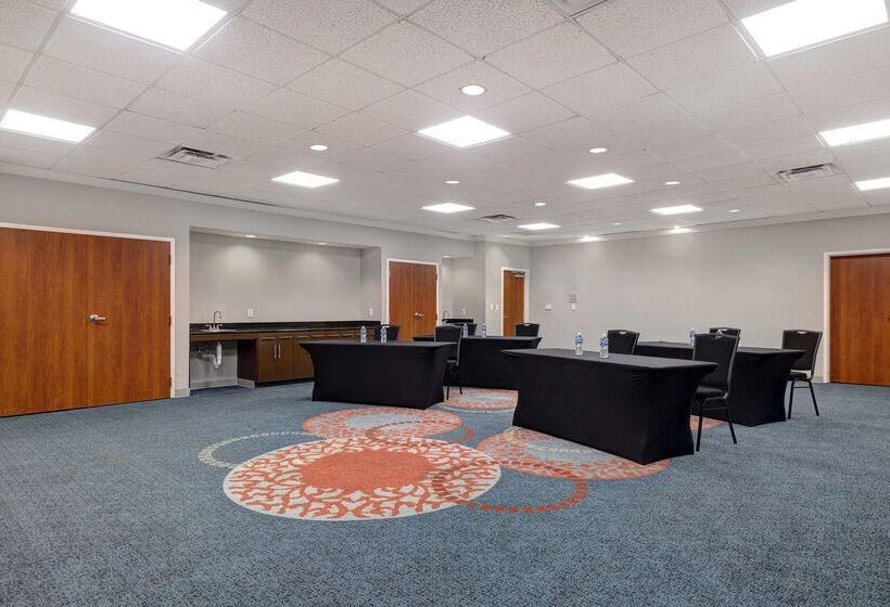 酒店 Hampton Inn Victoria