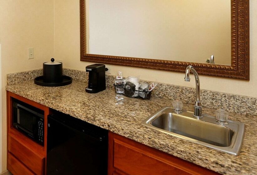 فندق Hampton Inn Waterloo