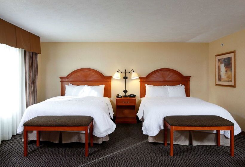 فندق Hampton Inn Waterloo