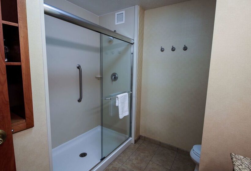 فندق Hampton Inn Waterloo