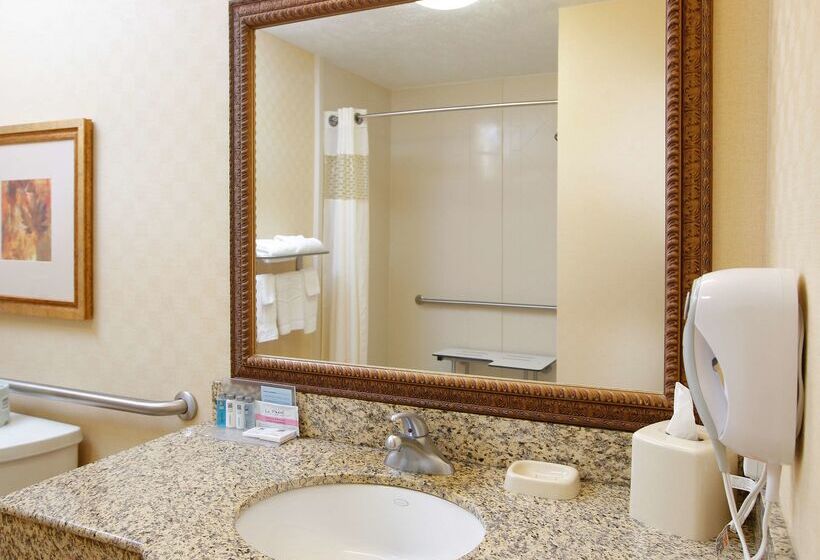 فندق Hampton Inn Waterloo