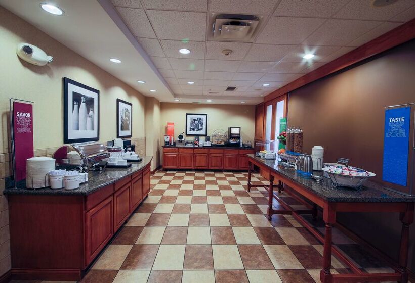 فندق Hampton Inn Waterloo
