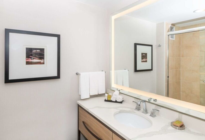 בית מלון כפרי Hilton Columbus/polaris