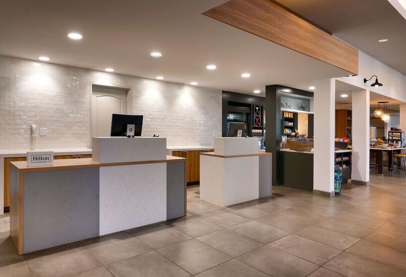 هتل Hilton Garden Inn Bozeman