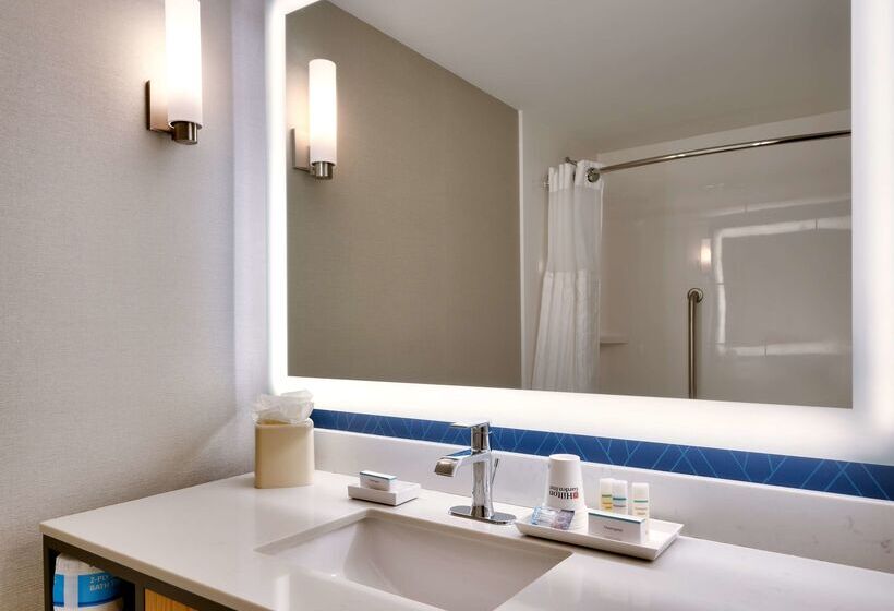 هتل Hilton Garden Inn Bozeman