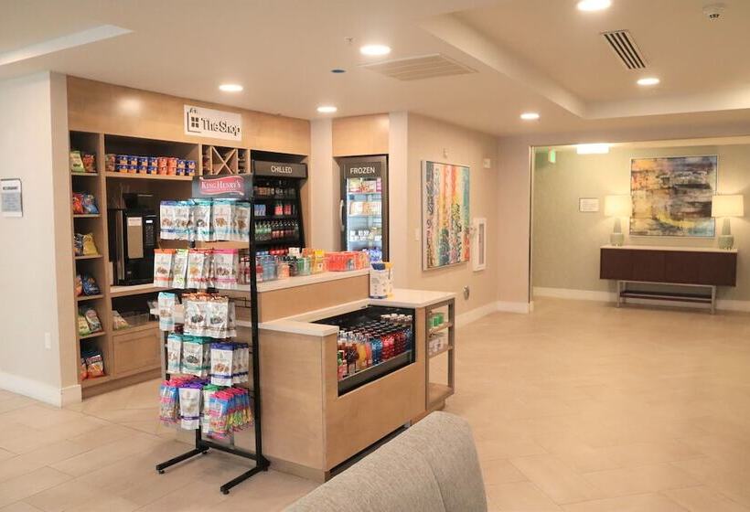 فندق Hilton Garden Inn Calabasas