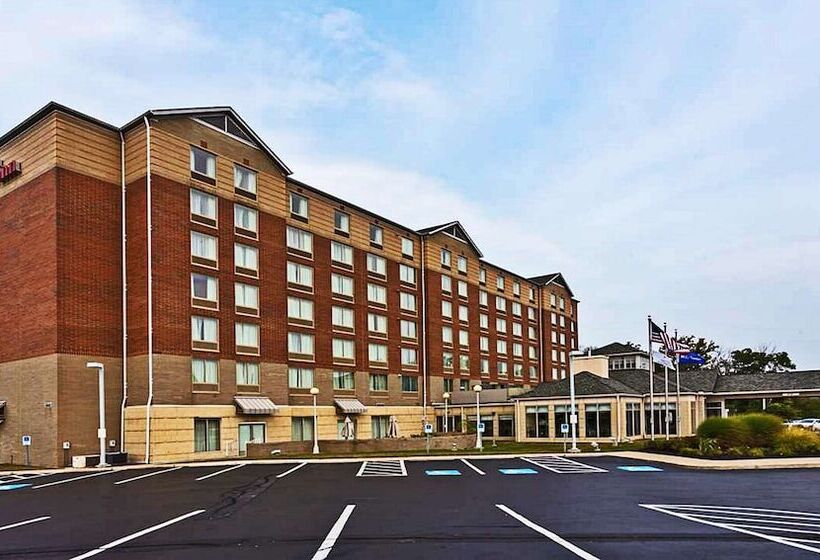 호텔 Hilton Garden Inn Cleveland Airport