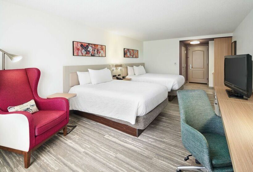 בית מלון כפרי Hilton Garden Inn Columbus