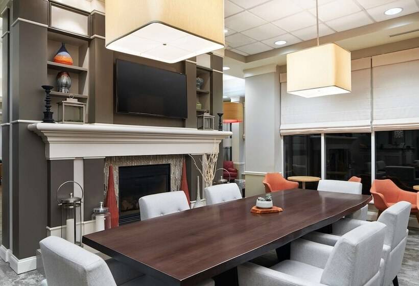 בית מלון כפרי Hilton Garden Inn Columbus