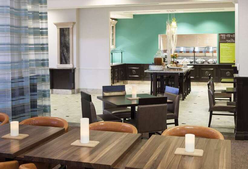 ホテル Hilton Garden Inn Dallas Lewisville