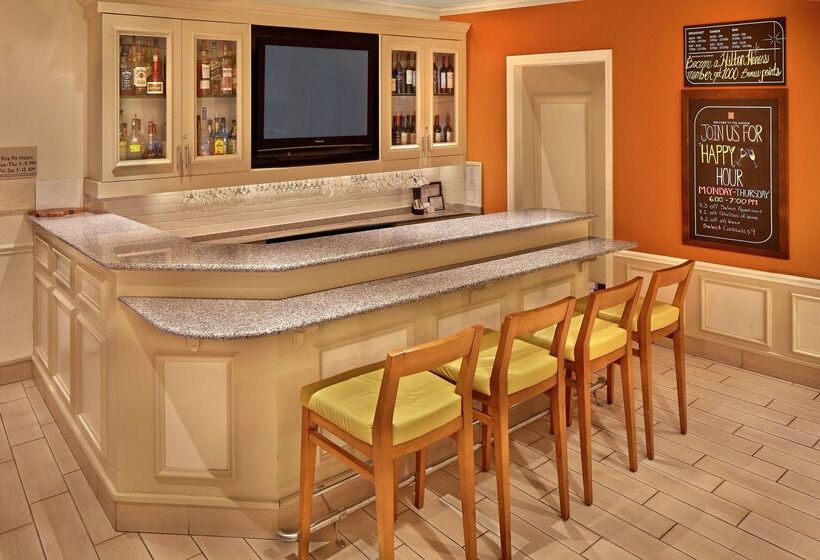 هتل Hilton Garden Inn Danbury