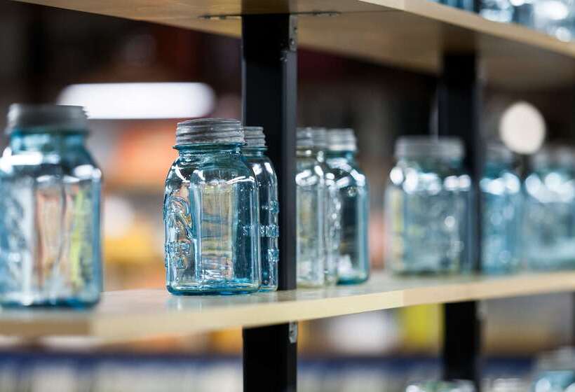 Отель Hilton Garden Inn Denver Downtown