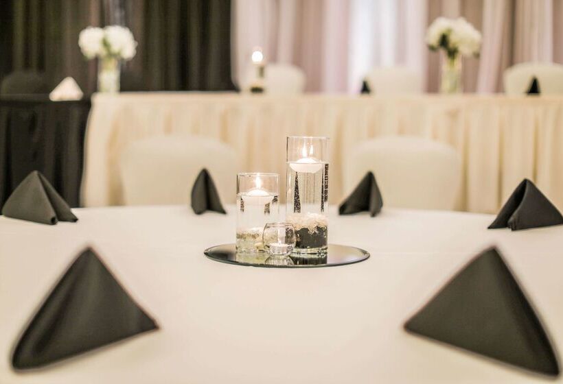 호텔 Hilton Garden Inn Fargo