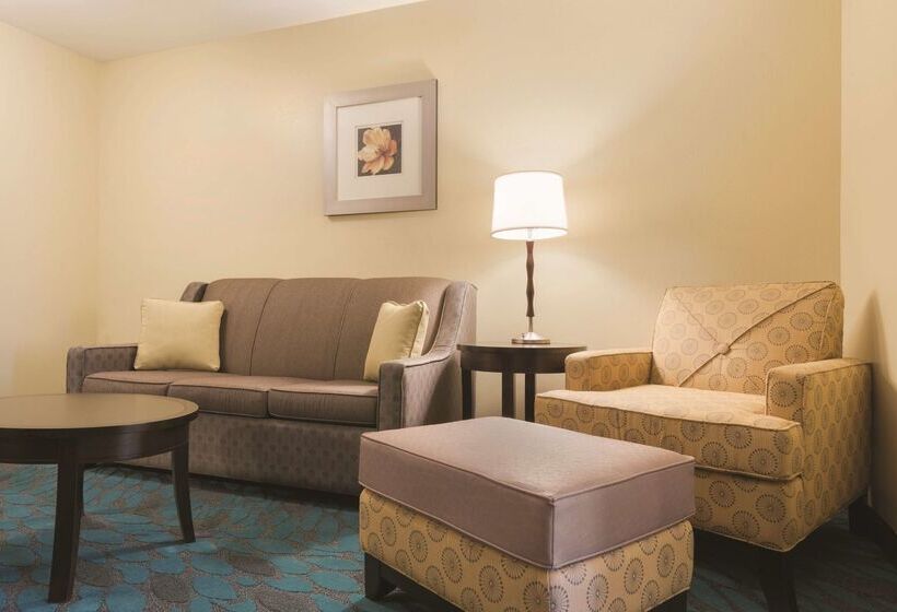 호텔 Hilton Garden Inn Fargo