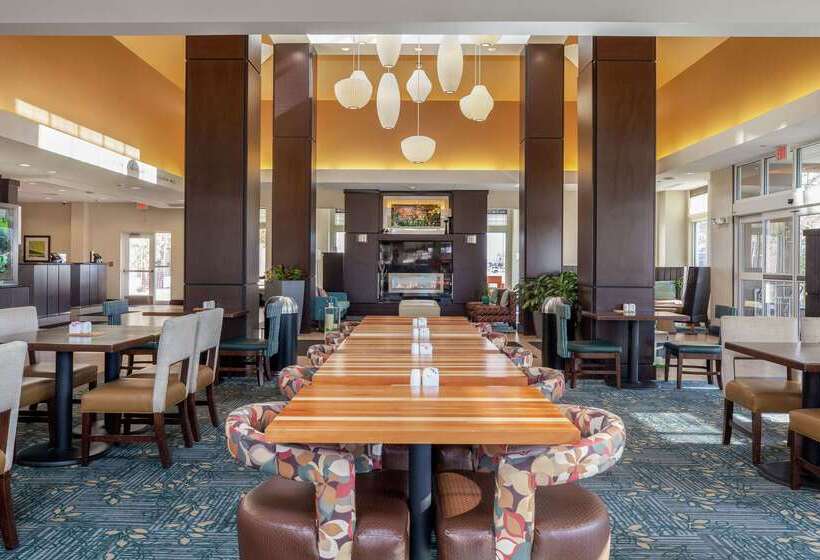 호텔 Hilton Garden Inn Fargo