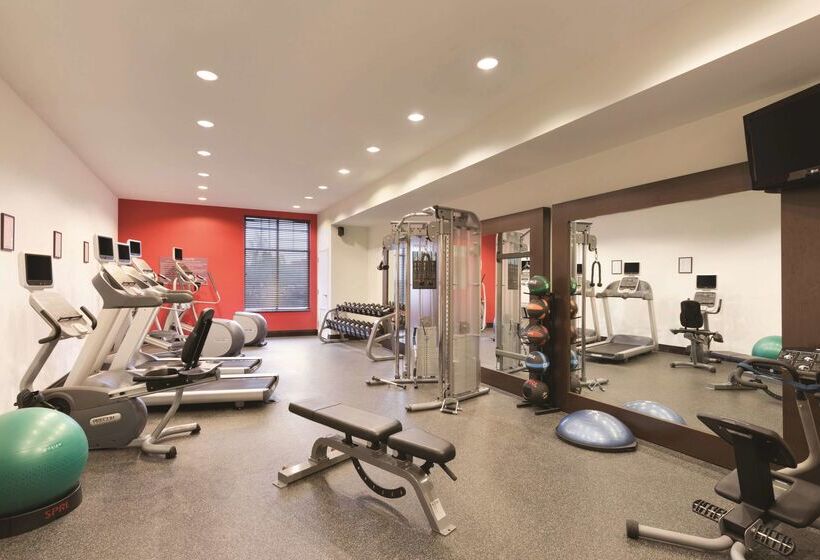 호텔 Hilton Garden Inn Fargo