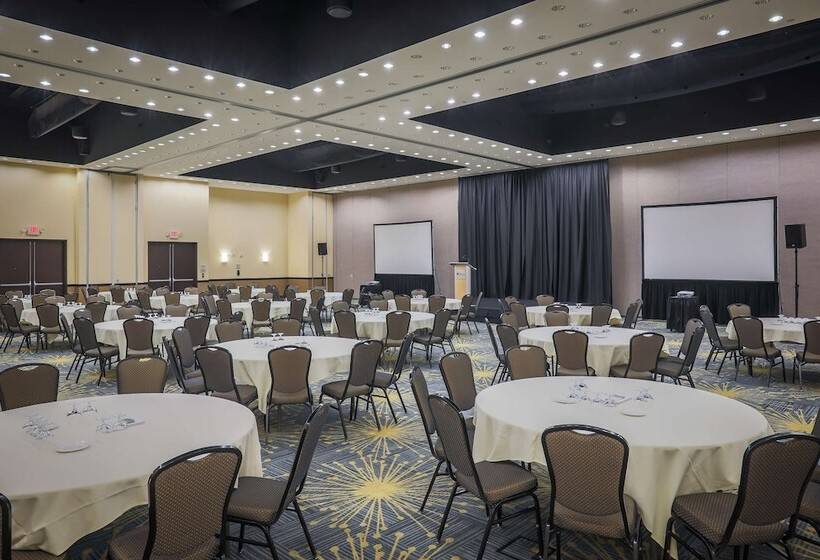 호텔 Hilton Garden Inn Fargo