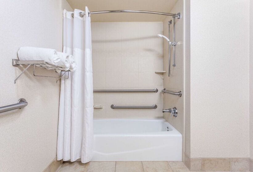 فندق Hilton Garden Inn Gainesville