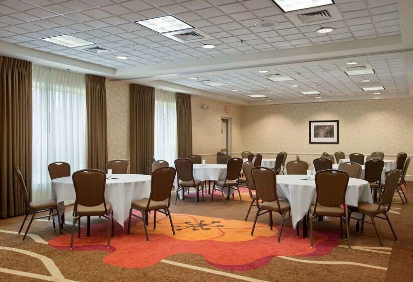 فندق Hilton Garden Inn Hoffman Estates