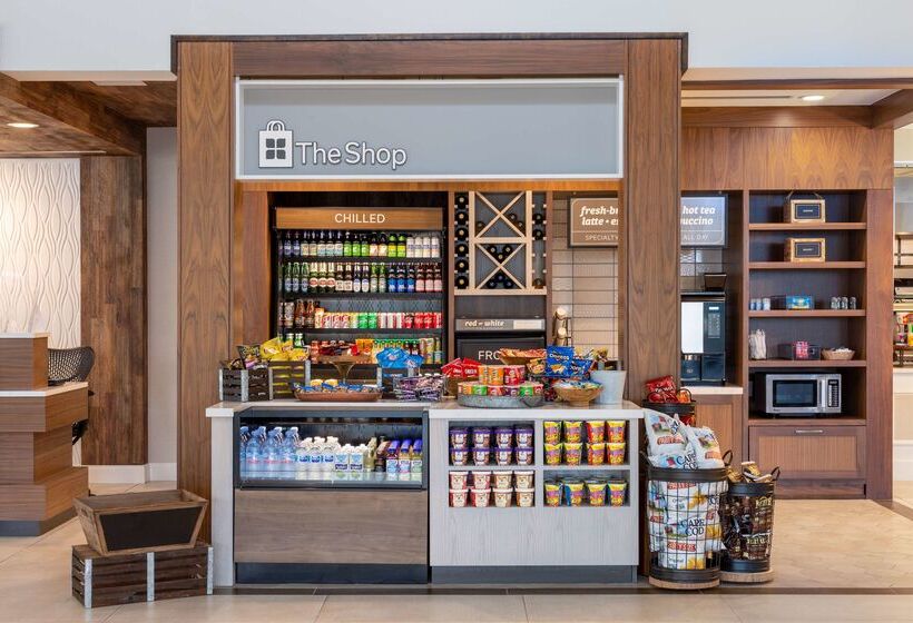 فندق Hilton Garden Inn Islip/macarthur Airport