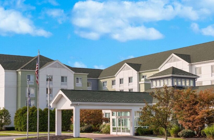 هتل Hilton Garden Inn Islip/macarthur Airport