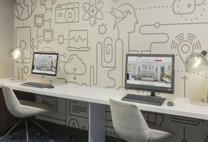 فندق Hilton Garden Inn Melville