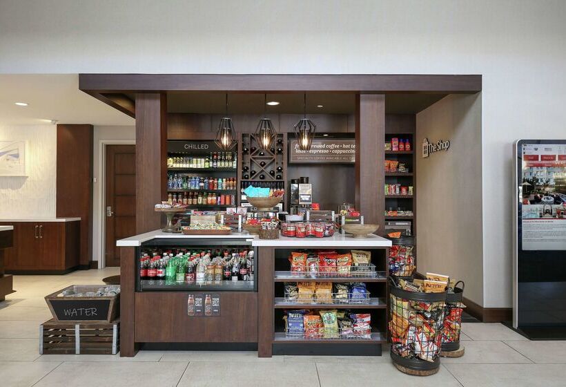 فندق Hilton Garden Inn Melville