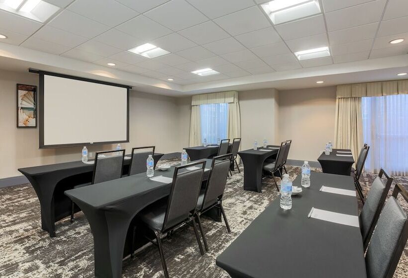 فندق Hilton Garden Inn Melville