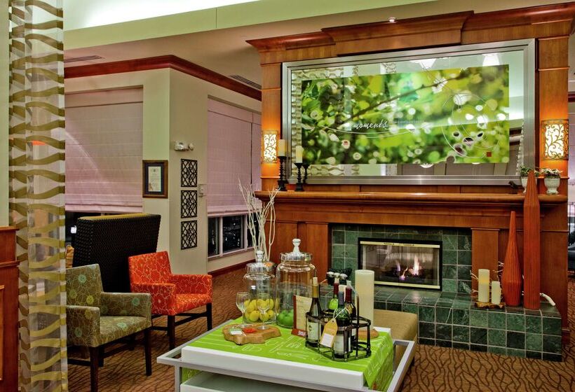 בית מלון כפרי Hilton Garden Inn Oklahoma City Airport