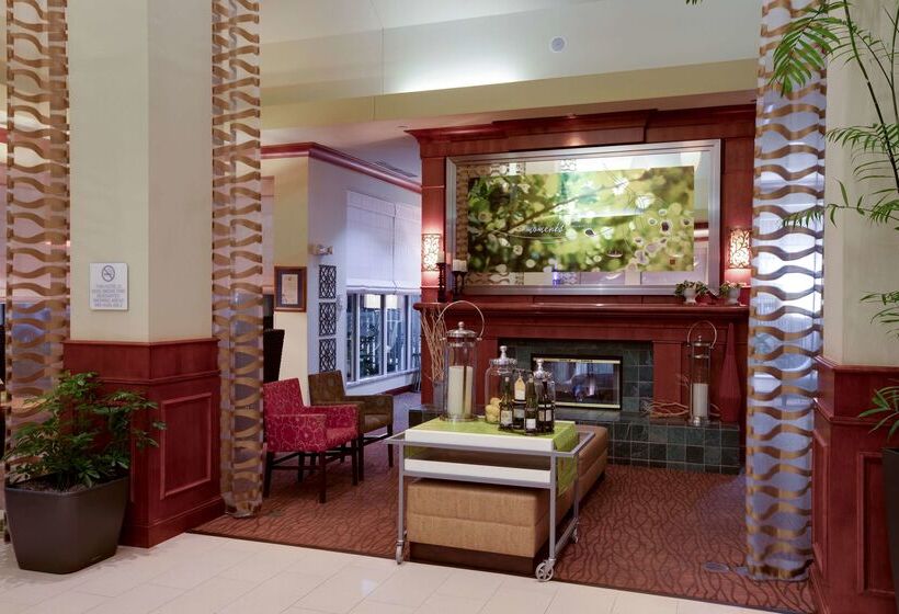 בית מלון כפרי Hilton Garden Inn Oklahoma City Airport