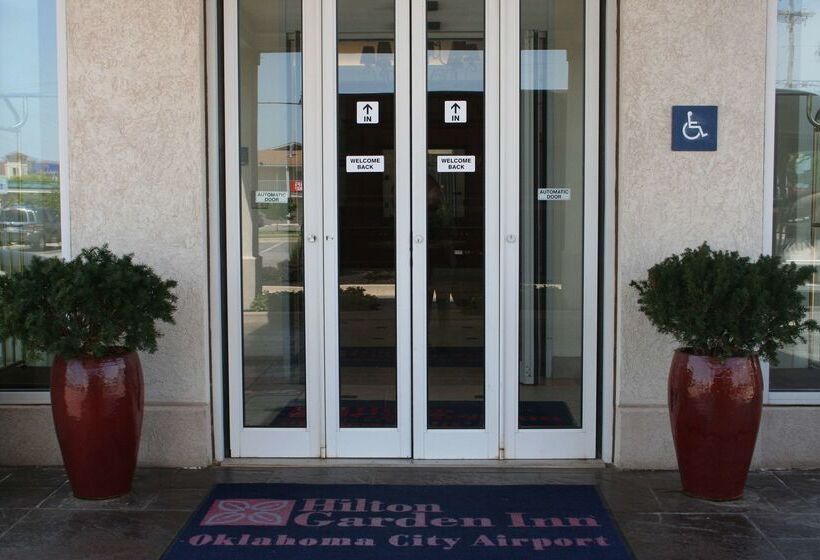 בית מלון כפרי Hilton Garden Inn Oklahoma City Airport