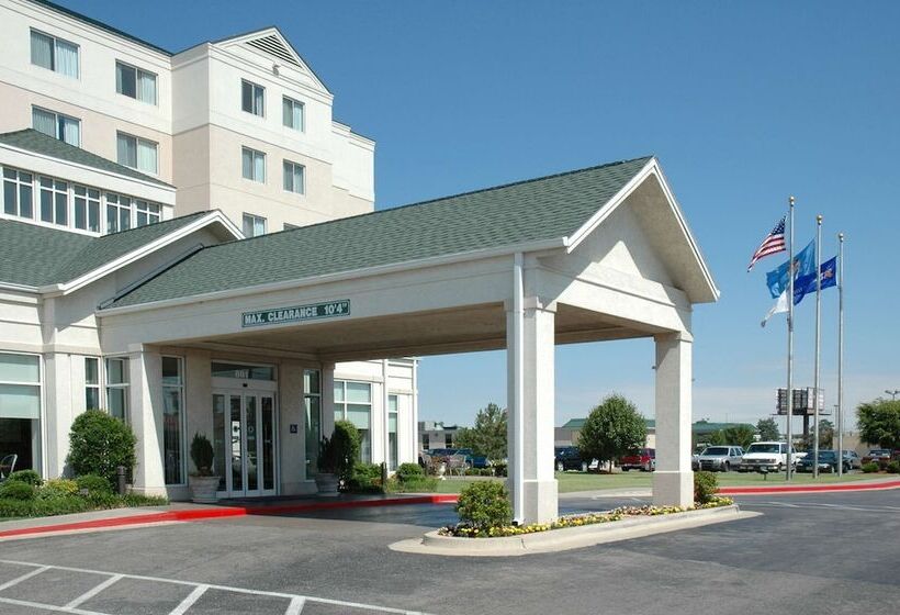 בית מלון כפרי Hilton Garden Inn Oklahoma City Airport