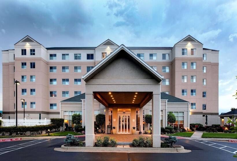 בית מלון כפרי Hilton Garden Inn Oklahoma City Airport