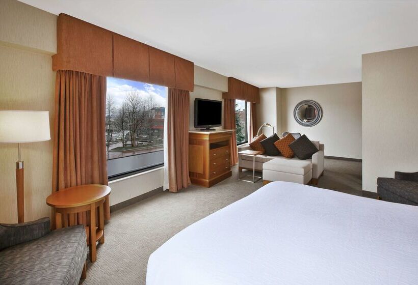 فندق Hilton Garden Inn Portland Downtown Waterfront