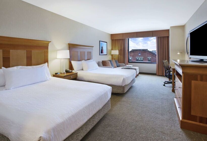 فندق Hilton Garden Inn Portland Downtown Waterfront