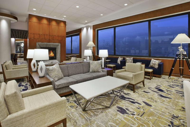 فندق Hilton Garden Inn Portland Downtown Waterfront