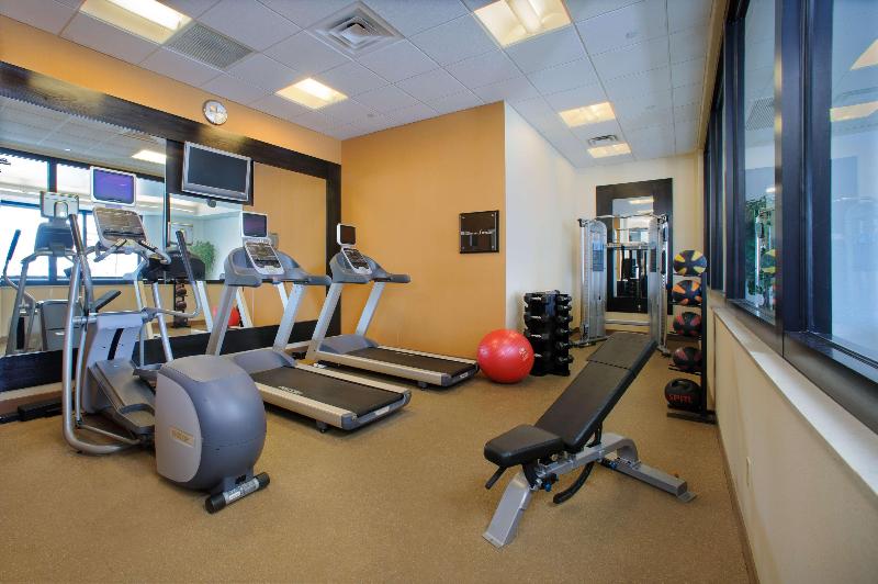 فندق Hilton Garden Inn Portland Downtown Waterfront