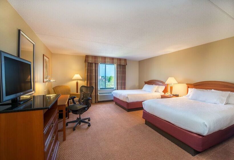 فندق Hilton Garden Inn Fishkill