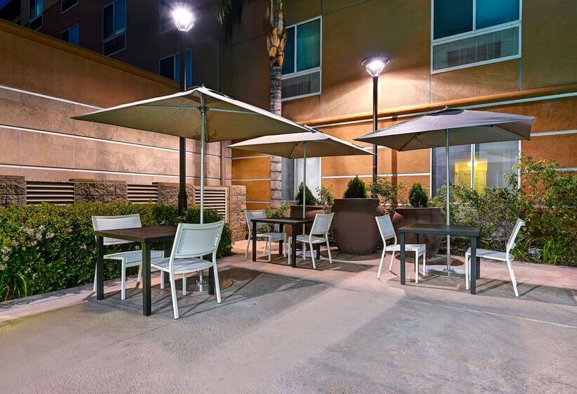 酒店 Hilton Garden Inn San Bernardino