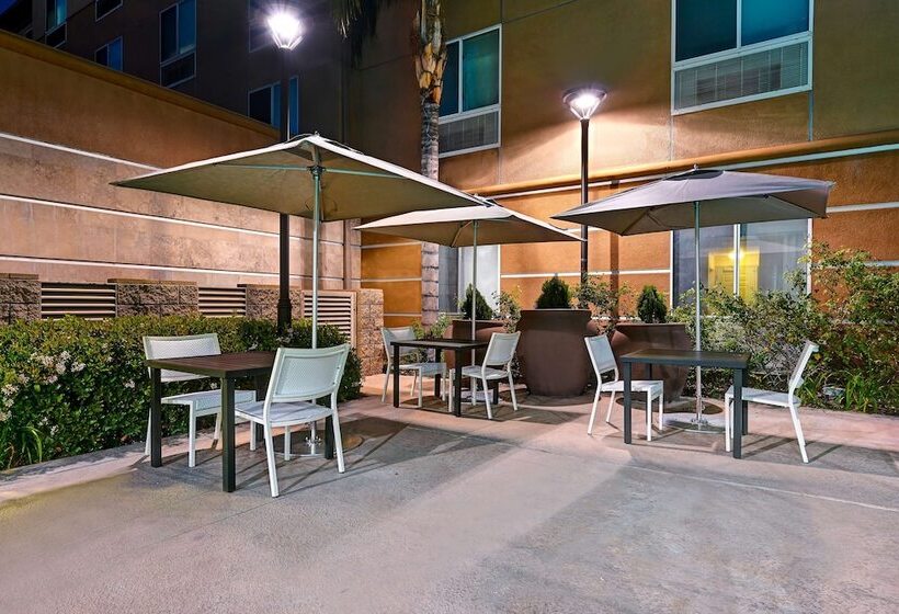 酒店 Hilton Garden Inn San Bernardino