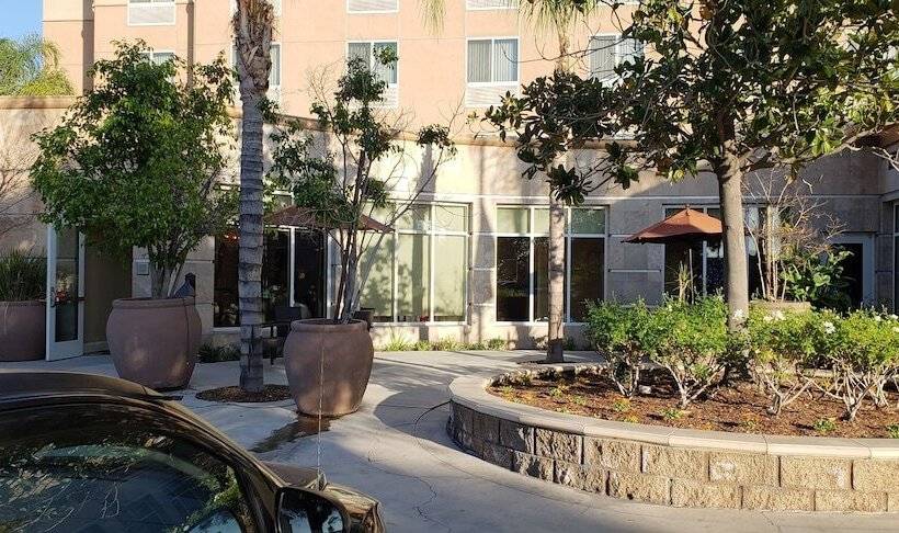 酒店 Hilton Garden Inn San Bernardino